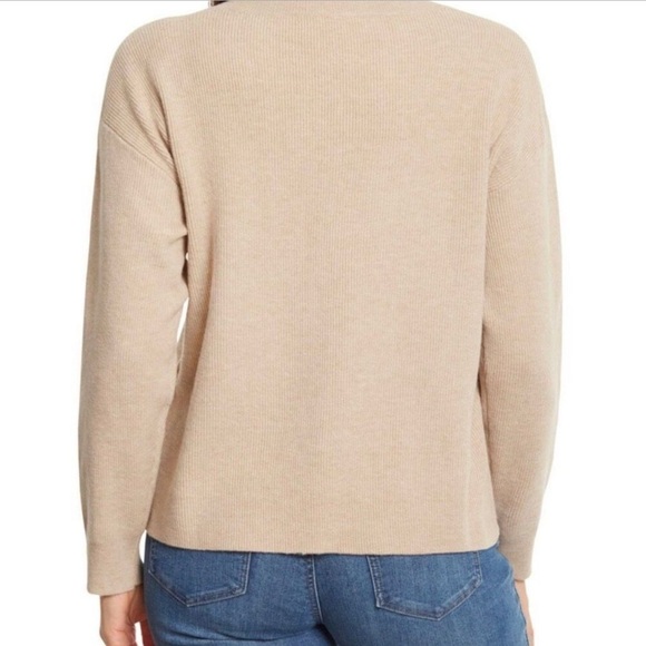 Nine West Women’s V-Neck Sweater Almondine Size Large - Picture 3 of 10